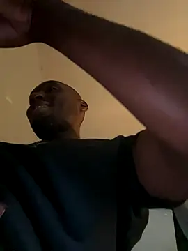 Snapshot of DiabloDicc74 chatting on 12.03.25 DiabloDicc74 online show from 12.03.25