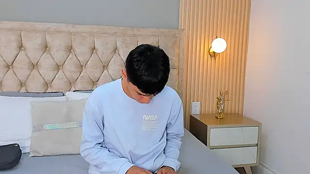 Maxii18  online show from 02.03.26