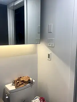 Snapshot of elliepixie chatting on 11.03.25 elliepixie online show from 11.03.25