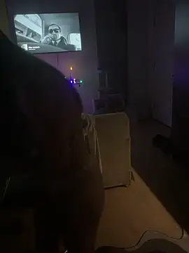 Snapshot of elliepixie chatting on 11.15.25 elliepixie online show from 11.15.25