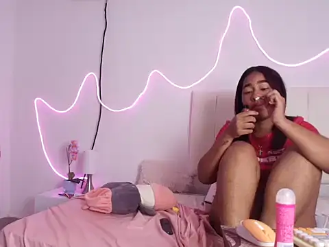 Mey blue online show from 10.24.25