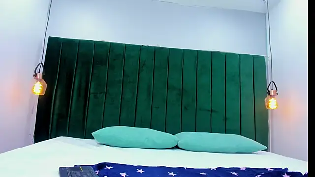 Snapshot of Melody_Horney chatting on 02.19.26 Melody Horney online show from 02.19.26