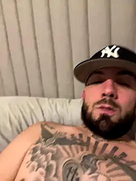 Snapshot of Jamall27 chatting on 01.06.26 Jamall27 online show from 01.06.26