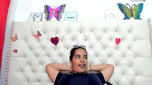 Snapshot of celena_wonder chatting on 06.10.26 celena wonder online show from 06.10.26