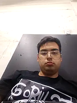 Daniel hot2005 online show from 10.23.25