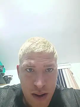 Snapshot of marimar_24 chatting on 10.30.25 marimar 24 online show from 10.30.25