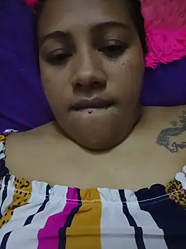 Snapshot of marimar_24 chatting on 11.13.25 marimar 24 online show from 11.13.25