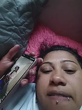 Snapshot of marimar_24 chatting on 11.21.25 marimar 24 online show from 11.21.25