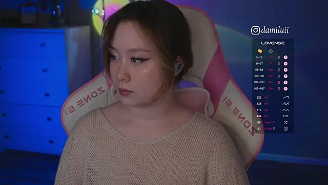 damilui online show from 11.10.25