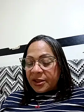 milf Anguie50 online show from 10.23.25