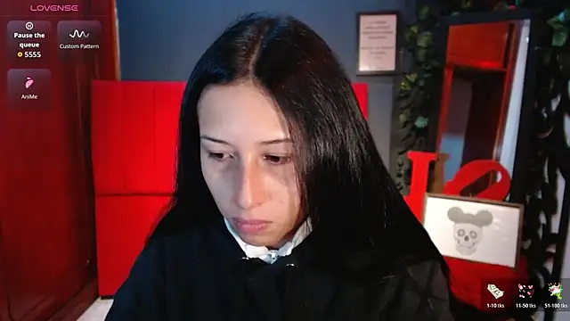 Snapshot of melissa__dolce chatting on 06.19.26 melissa dolce online show from 06.19.26