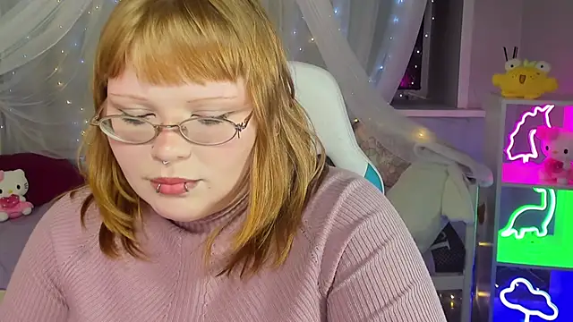 LottieReed online show from 12.15.25