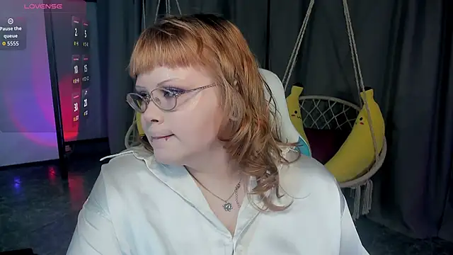 LottieReed online show from 01.12.26