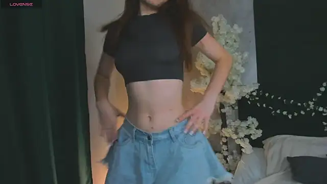 Snapshot of Nika_Jonson chatting on 06.29.26 Nika Jonson online show from 06.29.26