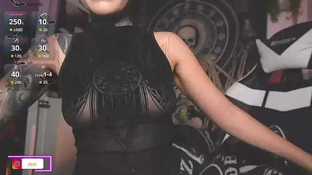 Snapshot of Dalia_Vorhees chatting on 11.20.25 Dalia Vorhees online show from 11.20.25