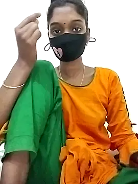 Snapshot of Tushi-10 chatting on 12.18.25 Tushi-10 online show from 12.18.25