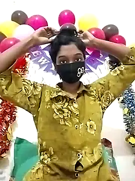 Snapshot of Tushi-10 chatting on 01.08.26 Tushi-10 online show from 01.08.26