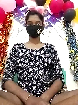 Snapshot of Tushi-10 chatting on 01.10.26 Tushi-10 online show from 01.10.26