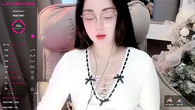 Monica-666888- online show from 11.28.25