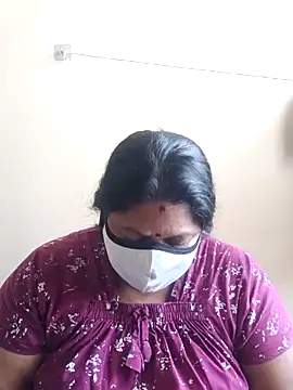 Snapshot of sreemamitha9 chatting on 11.08.25 sreemamitha9 online show from 11.08.25