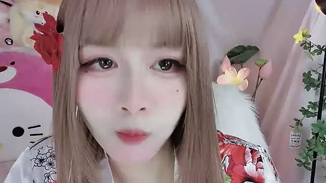 Snapshot of -zhuzhu-999- chatting on 02.06.26 -zhuzhu-999- online show from 02.06.26