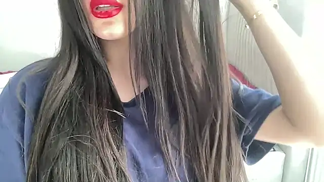 Snapshot of alyx_ chatting on 07.06.26 alyx online show from 07.06.26