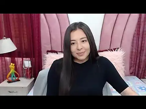 Snapshot of SantaRameriz chatting on 12.15.25 SantaRameriz online show from 12.15.25