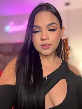 Snapshot of amber_white15 chatting on 11.09.25 amber white15 online show from 11.09.25