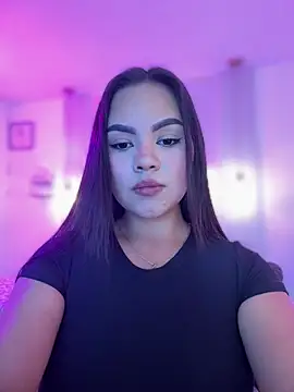 Snapshot of amber_white15 chatting on 02.18.26 amber white15 online show from 02.18.26