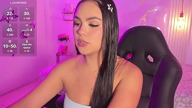 amber white15 online show from 05.23.26