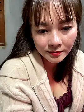 Snapshot of Star_fruit chatting on 11.28.25 Star fruit online show from 11.28.25