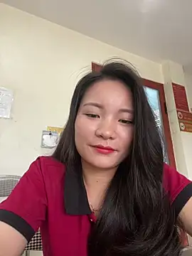 Bee Yellow00 online show from 06.22.26