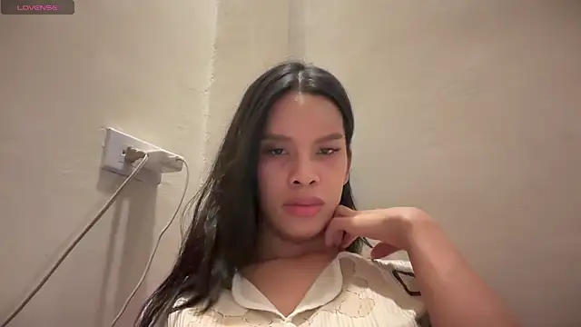 Snapshot of Candicemeow chatting on 05.26.26 Candicemeow online show from 05.26.26