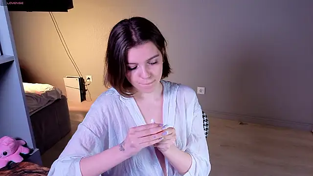 PollyRouge   online show from 02.01.26