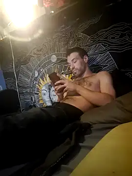 Snapshot of YourAddicted2 chatting on 11.12.25 YourAddicted2 online show from 11.12.25