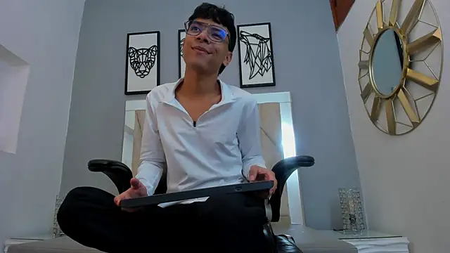 adams bobby online show from 05.03.26