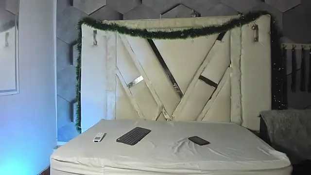 salome mio online show from 12.16.25