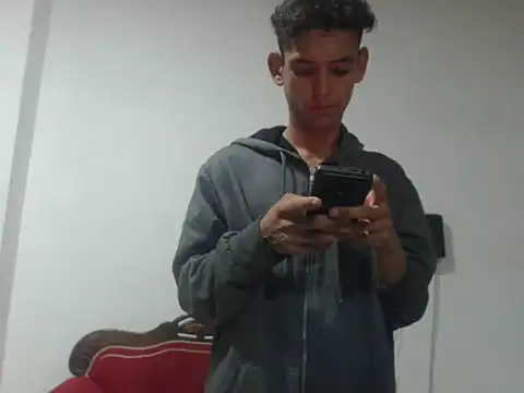 27kemitosu02 online show from 10.24.25