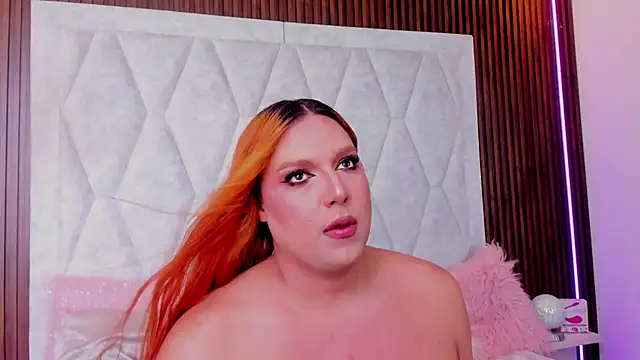 Snapshot of IrinaaVega chatting on 11.20.25 IrinaaVega online show from 11.20.25