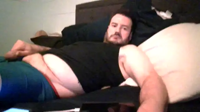 Snapshot of jayjj1983 chatting on 10.28.25 jayjj1983 online show from 10.28.25