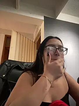 Snapshot of Kloe_Novoa chatting on 02.10.26 Kloe Novoa online show from 02.10.26