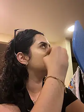 Snapshot of Kloe_Novoa chatting on 03.02.26 Kloe Novoa online show from 03.02.26