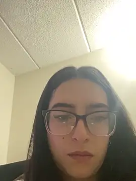 Snapshot of Kloe_Novoa chatting on 03.21.26 Kloe Novoa online show from 03.21.26