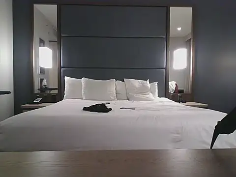 Indriversexo online show from 10.30.25