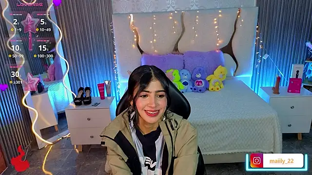 MAIILY TAY online show from 03.13.26