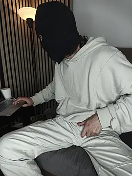 findomhot online show from 12.13.25