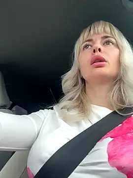 blondegirlx online show from 11.14.25