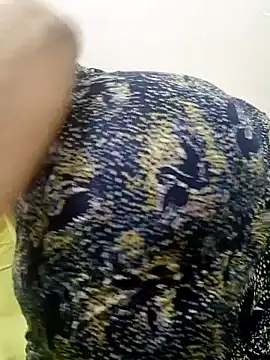 Mama Queeen online show from 10.24.25