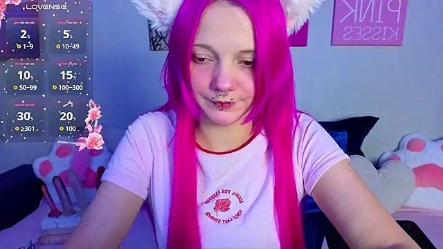 Snapshot of KittieHeart chatting on 07.31.26 KittieHeart online show from 07.31.26