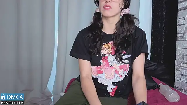 eva delight  online show from 05.04.26